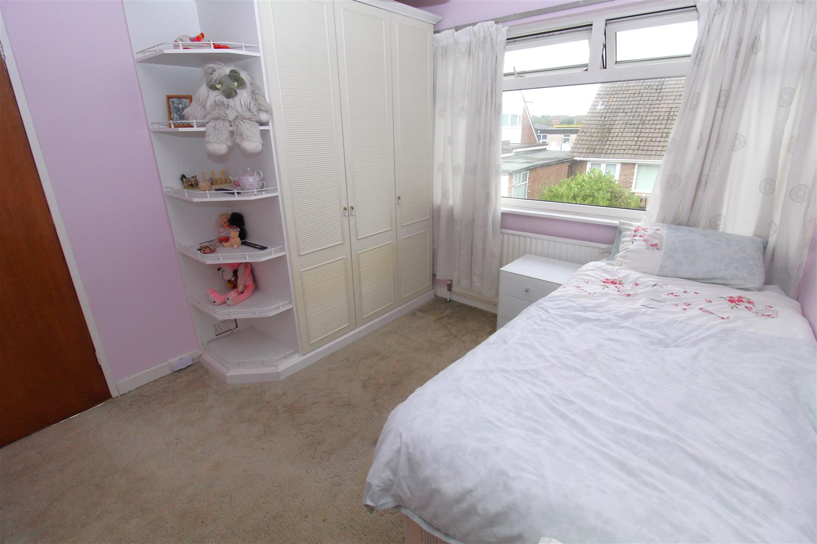 Property Details Estate Agents, Aintree, Liverpool Grosvenor Waterford Estate Agents Ltd